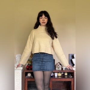 Princess Polly cropped turtleneck sweater, cream colored, size small